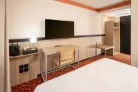 Sure Hotel by Best Western Caen Memorial のホテル