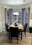 CENTRALLY LOCATED - 4 bedroom- Hancock House - Pet Friendly. 1 gig internet.