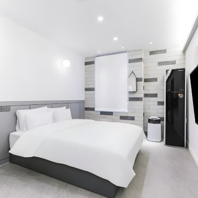 Junior Suite 1Pc&Air Purifier(1 Pc And Air Purifier And Styler Available) 평택 고덕 리치스테이호텔 쿠폰