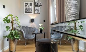 Boutique Hotel RABBIT HOLE - Housity