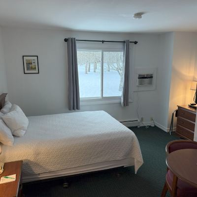 Value Queen Room Stowe Motel & Snowdrift Promo Code