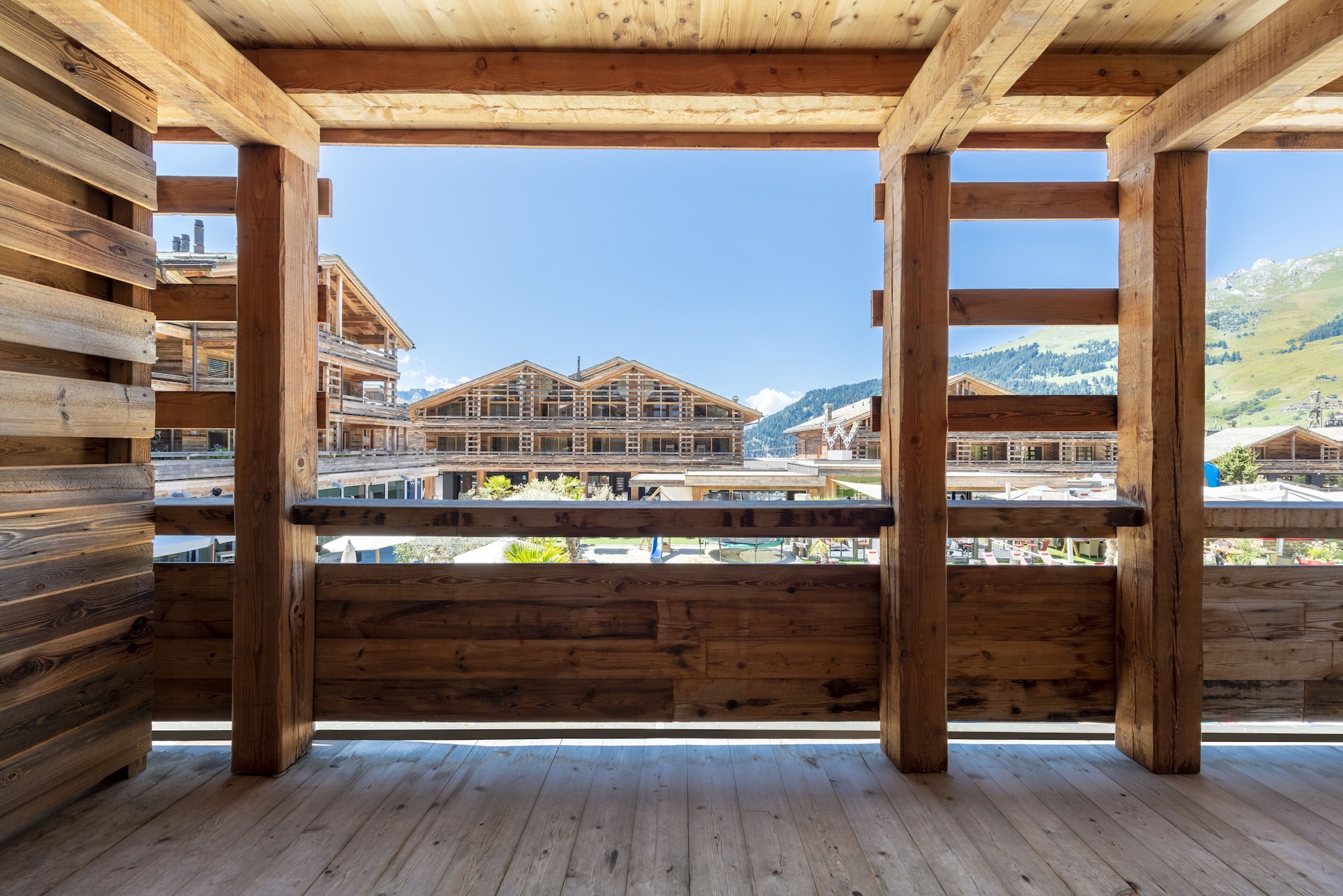 惊喜公寓， 两卧室公寓， 山脉景观