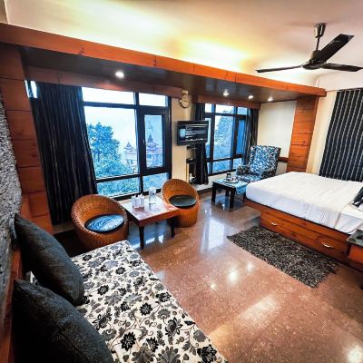 Deluxe Suite with Double Bed Hotel Kapil Promo Code