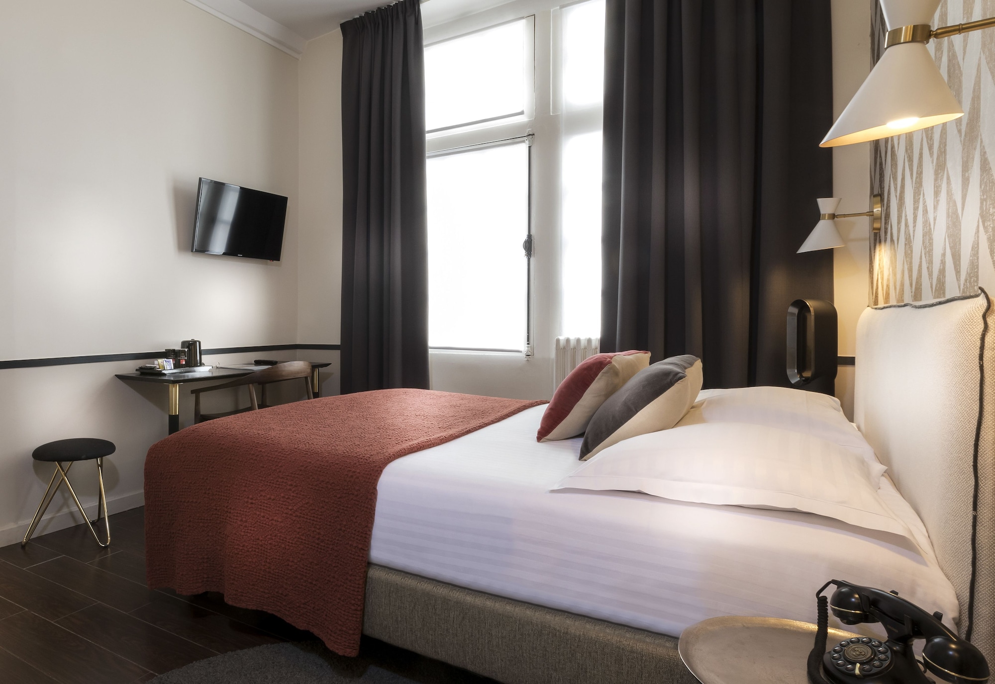 经典房，俯瞰jarente或Necker街的景观