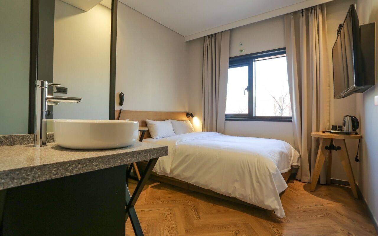 부티크호텔XYM 후기 및 특가 예약 - 서울 호텔 추천 | 트립닷컴