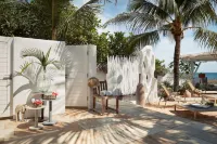 The Chili Beach Private Resort Отели в г. 