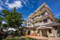 Rawis Resort Hotel  호텔