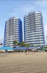 The ocean view condo Diamond Beach  2 bedroom with air and WiFi. 2 floor Hotele w: 