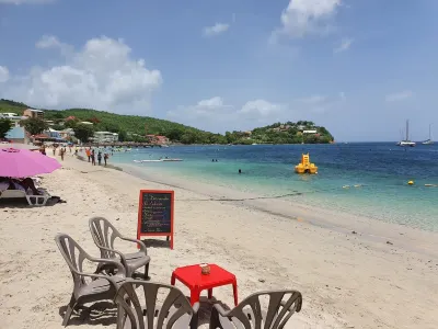 Studio 5 mins walk to Anse Mitan beach Hôtels à : 