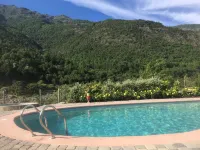 Los Quenes River Lodge Hotels in 