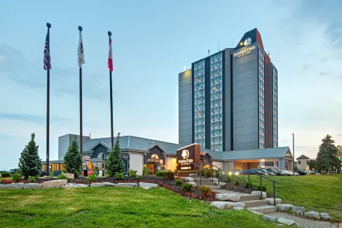 Doubletree by Hilton Toronto Airport