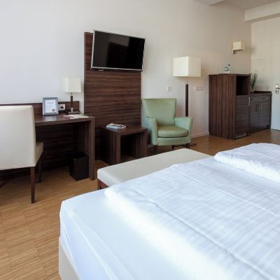 Comfort Double Or Twin Room Halber Mond Promo Code