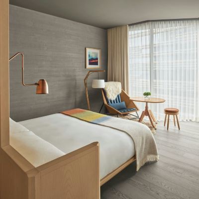 特大床間 - 庭院景 The Reykjavik Edition優惠