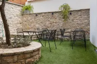 Hypnos Cozy Living Отели в г. 