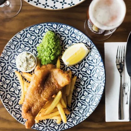 Hotel Bishops Arms Köping Отели в г. Кёпинг