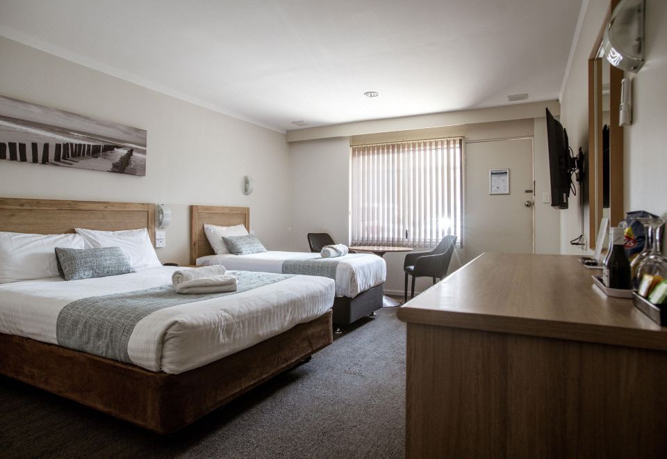 1 Queen And 1 Single, Non-Smoking, Deluxe Room, Mini Bar, Wi-Fi, Foxtel, Air-Conditioned, Continental Breakfast