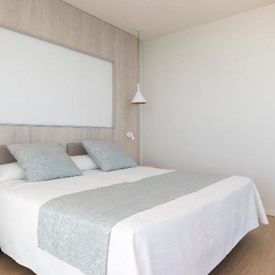 Premium Quadruple Room Hotel Palia Maria Eugenia Promo Code