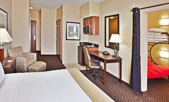 Holiday Inn Express & Suites Miami