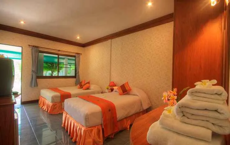 ห้องพักสำหรับ 3 ท่านพร้อมเครื่องปรับอากาศ