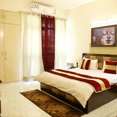 Triple Room Maplewood Guest House, Neeti Bagh, New Delhiit is a Boutiqu Guest House - Room 5 Promo Code