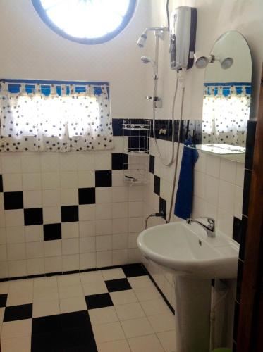 Suduweli Beauties of Nature - Yala Bungalow with Patio