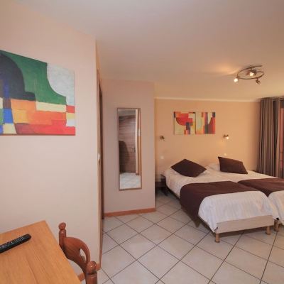 Comfort Double Room Wheelchair Accessible