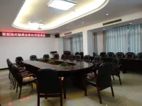 Liyuan Hotel (Hezhou Lingfeng Plaza Branch)
