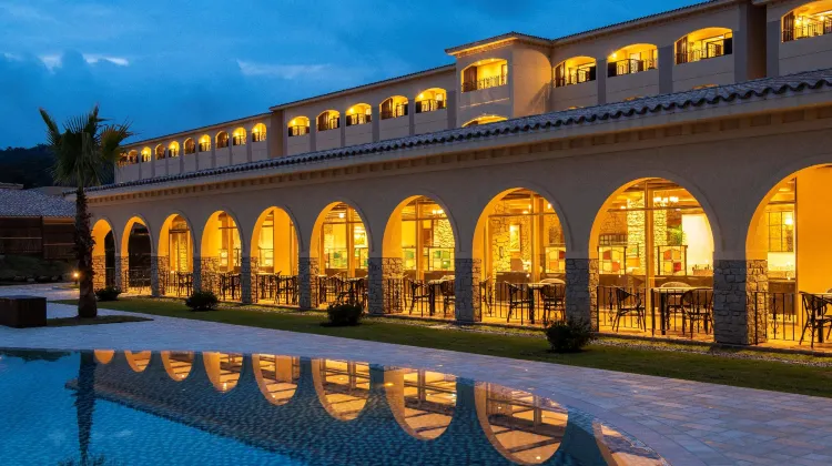 ラビスタ霧島ヒルズ 外観