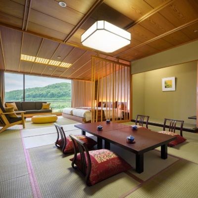 【和洋式房】六層到十層，12榻榻米日式房+雙床（禁菸）【和洋式房】 【禁菸】 瑞鳳飯店優惠