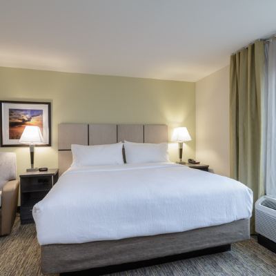 One-Bedroom Suite With 1 King Bed And Communication Accessible Tub Candlewood Suites Mishawaka, an IHG Hotel Promo Code