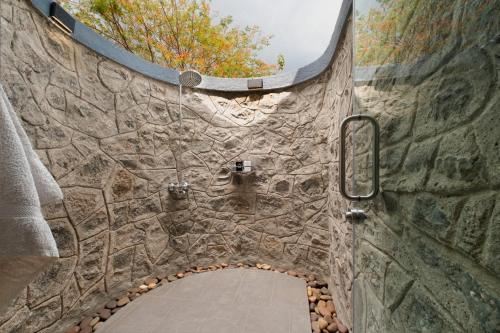 SaffronStays Sanvina Farm - A Signature Series Riverside Villa, Karjat Villa