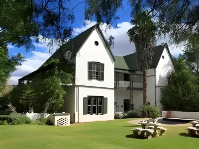 The Willow Historical Guest House Отели в г. 