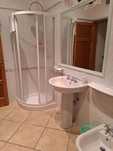 高级三卧室公寓 - 带天井