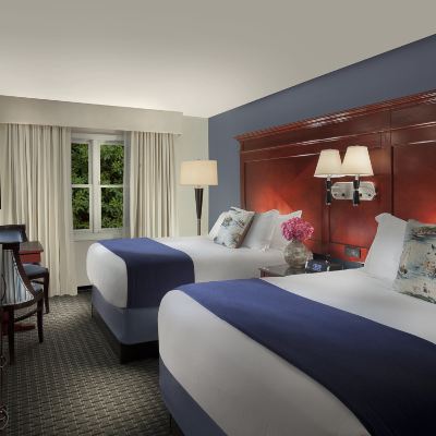2 Queen Beds Room Inn on The Square Promo Code