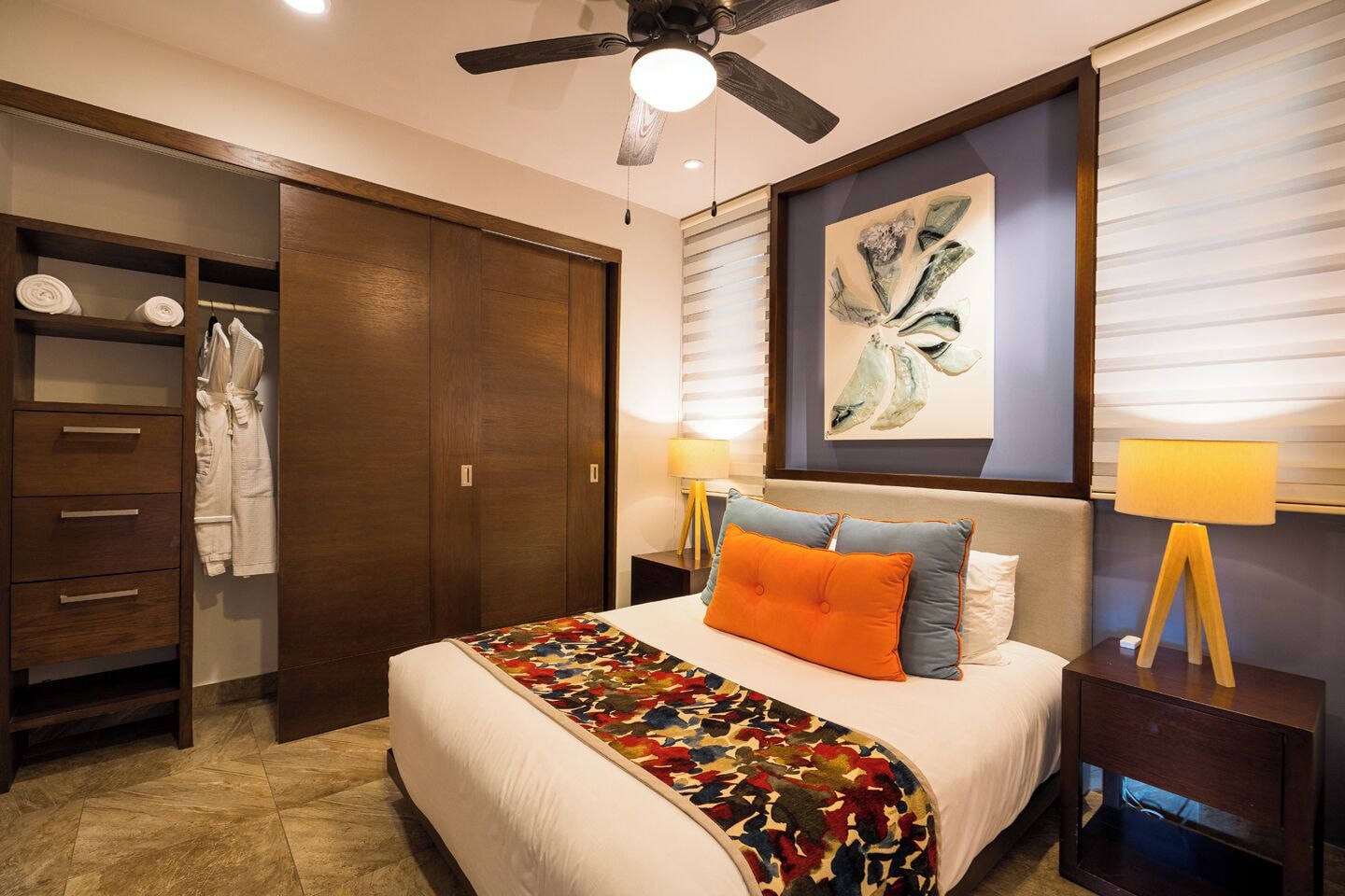 奢华套房， 2 间卧室， 部分海洋景观