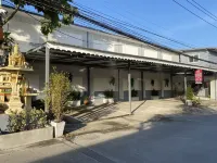 SS GUESTHOUSE