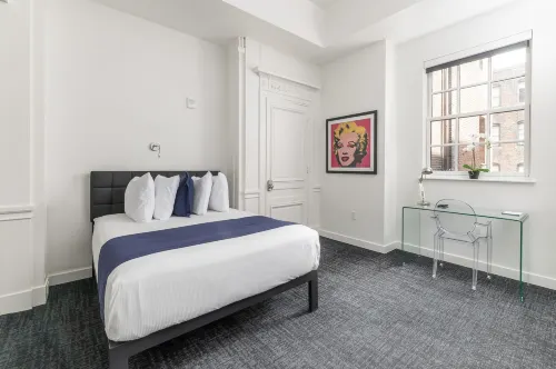 Maverick Suites at 28 Fenway