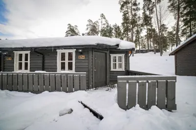 Vesterland Feriepark Hytter, Hotell og Leikeland Hotels in 