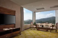 The Golden Crown Hotel