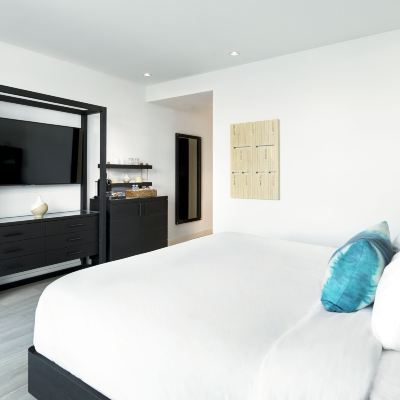 Superior King Room with Terrace Wave Resort Promo Code