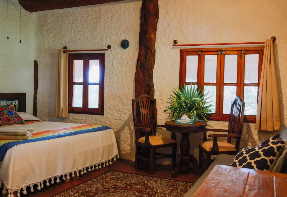 Apartment 1 King Bed With Sofa Bed With Kitchenette And Pool View ( Up To 3 People)