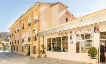 Hotel Parras Arnedillo - Housity