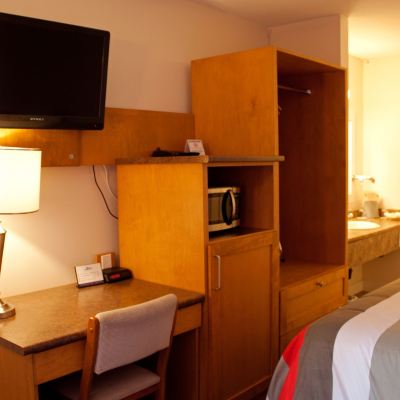 Standard Queen Room Grandview Motel Promo Code