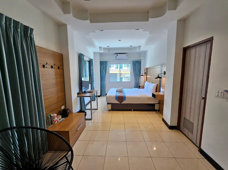 ห้องสแตนดาร์ด เตียงใหญ่ 1 เตียง