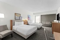 Spark by Hilton Des Plaines Chicago O'Hare