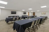 Executive Residency by Best Western Waterloo  Cedar Falls
