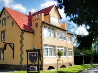 Ostsee-Rittergut-Rügen - BinzHotel & OrdensKapelle