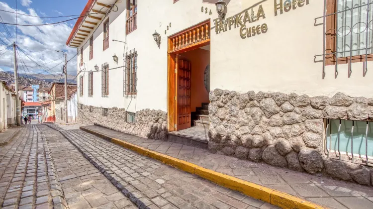 Taypikala Hotel Cusco Exterior