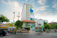Pop! Hotel Diponegoro Hoteles en 