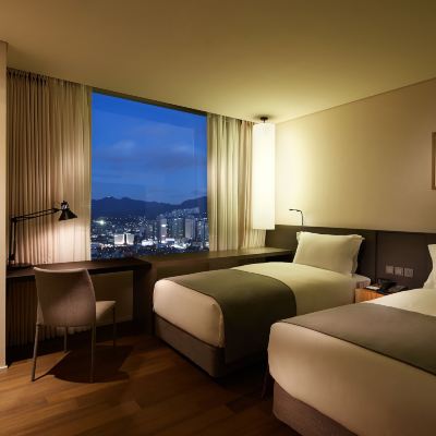 [Own Your Shilla Stay] Standard Twin Room + Lucky Draw Ticket (1 Ticket Per Night) 신라스테이 구로 쿠폰